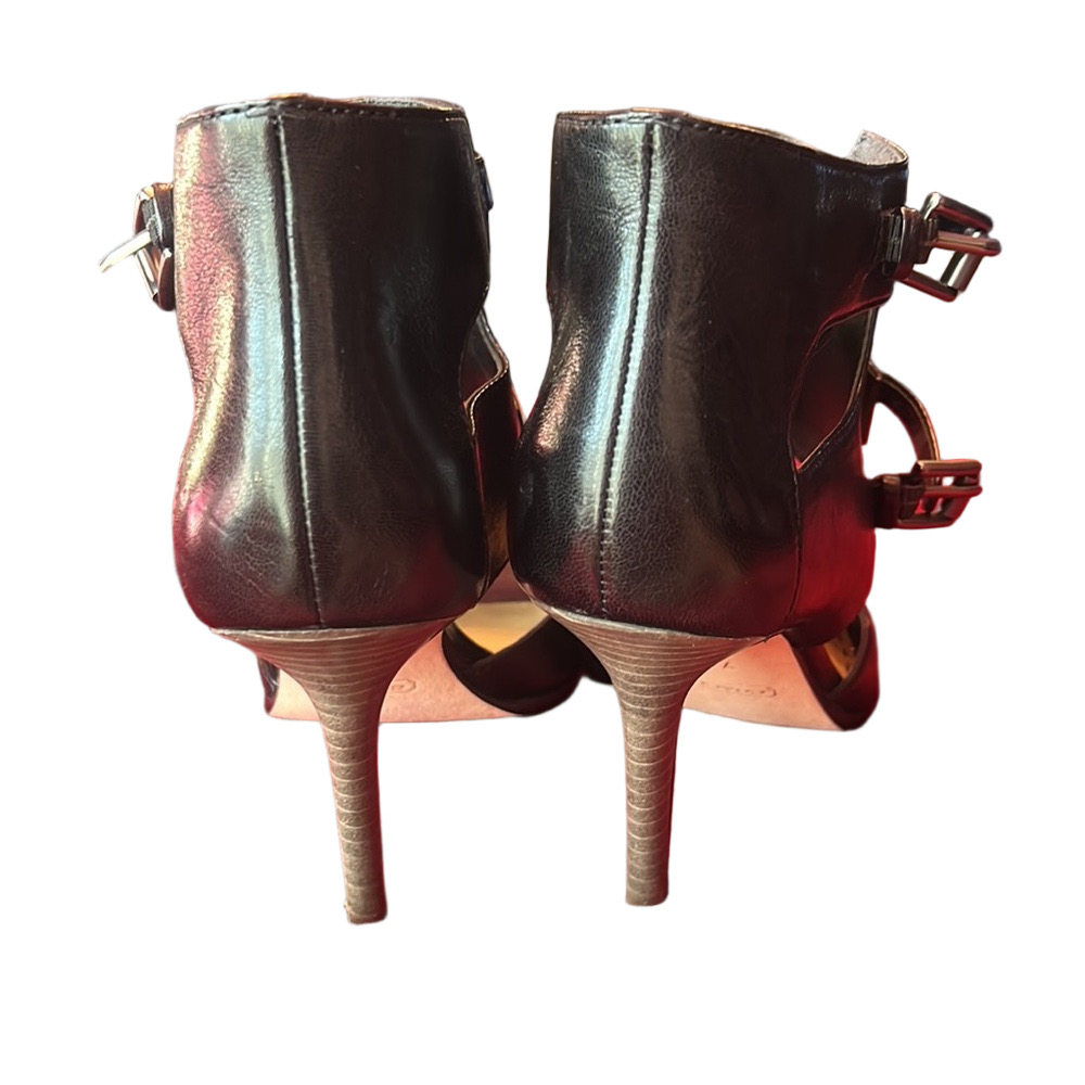 Coach Heels - Picture 3 of 8